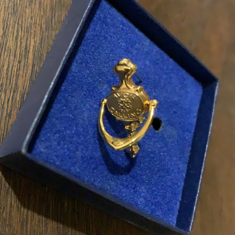 AVON SERVICE PIN VINTAGE - Picture 4 of 8